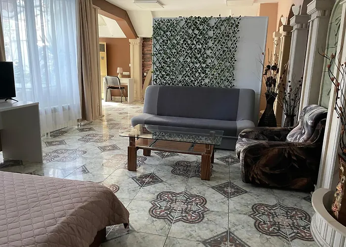 Family 3* Бургас