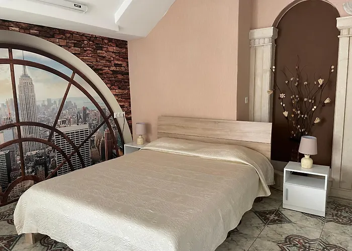 Хотел Family 3*